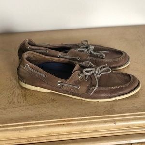 Men’s light brown leather Sperry’s